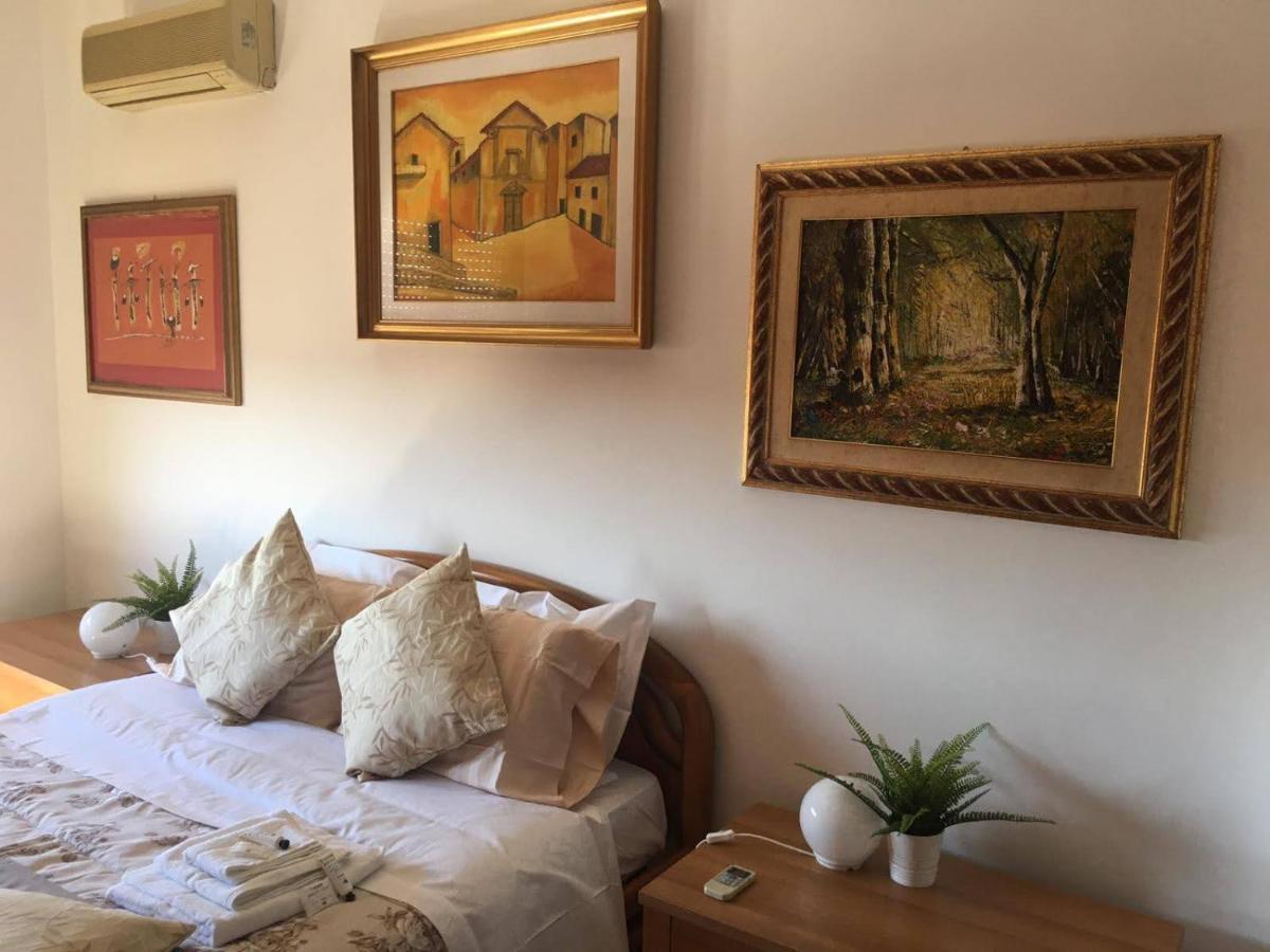 Apartamento Panoramic And Bright Penthouse Is Waiting For You Roma Exterior foto