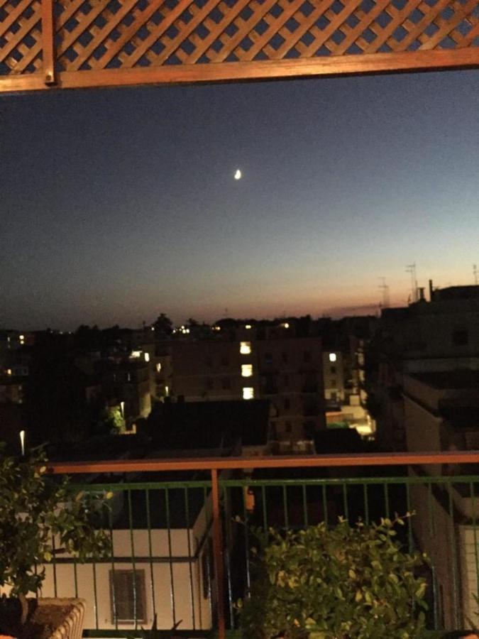 Apartamento Panoramic And Bright Penthouse Is Waiting For You Roma Exterior foto