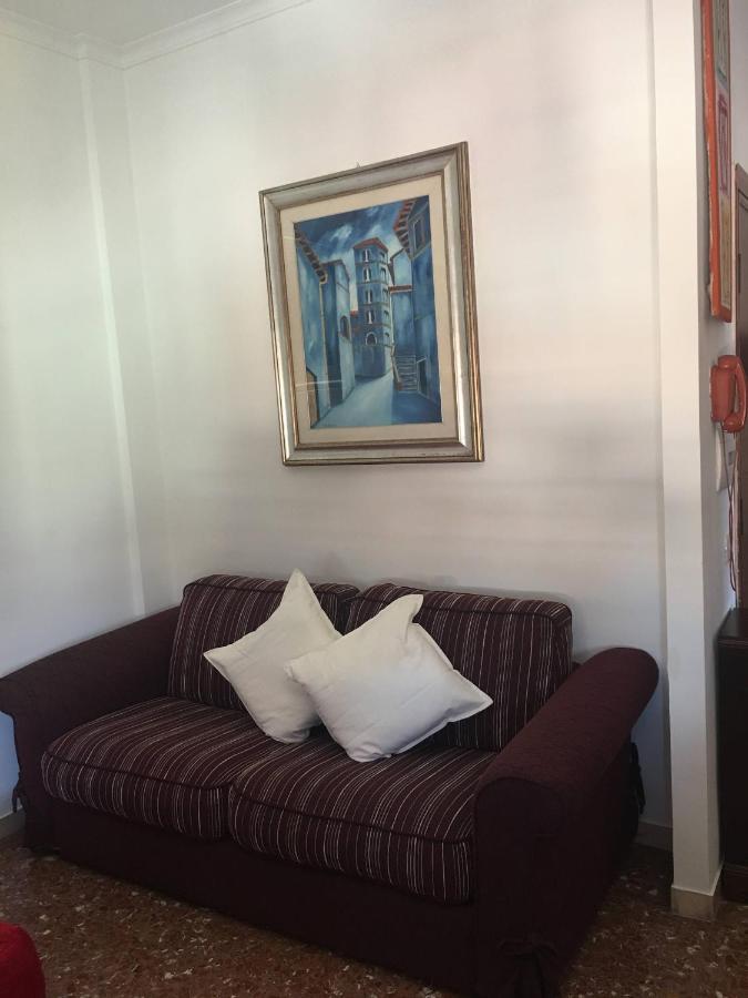 Apartamento Panoramic And Bright Penthouse Is Waiting For You Roma Exterior foto