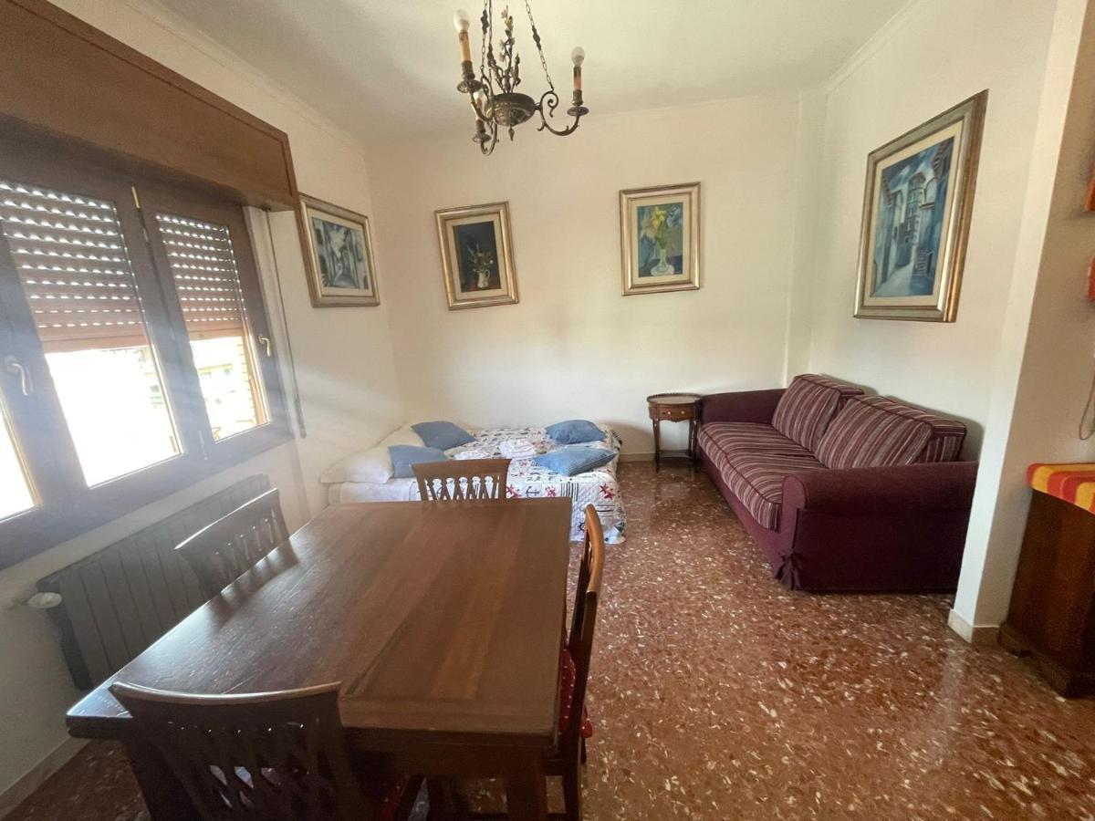 Apartamento Panoramic And Bright Penthouse Is Waiting For You Roma Exterior foto